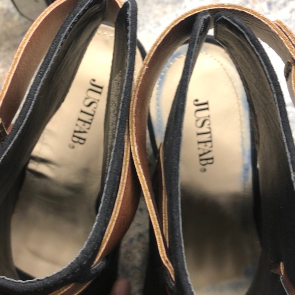 Just Fab high heels - Picture 2 of 8